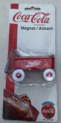 9391-1 € 4,00 coca cola magneet karretje.jpeg